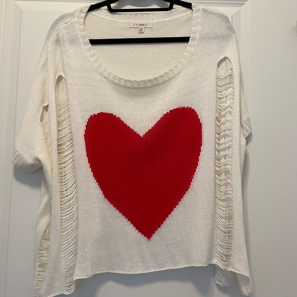 Tops - White and red heart sweater 3/4 sleeve. Size S/M
